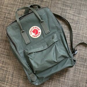 Fjalraven Forest Green Kanken